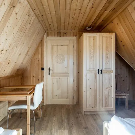木屋 Lobrotno Gazdzina - Goralska Z Jacuzzi *