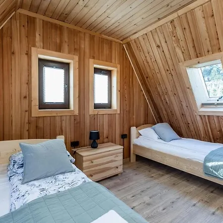 Lobrotno Gazdzina - Goralska Z Jacuzzi Alpesi faház Bukowina Tatrzańska